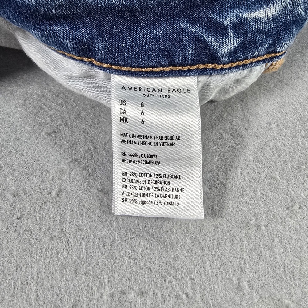 American Eagle Super Stretch Distressed Denim Mini Skirt Light Wash Size 6 - Picture 8 of 8